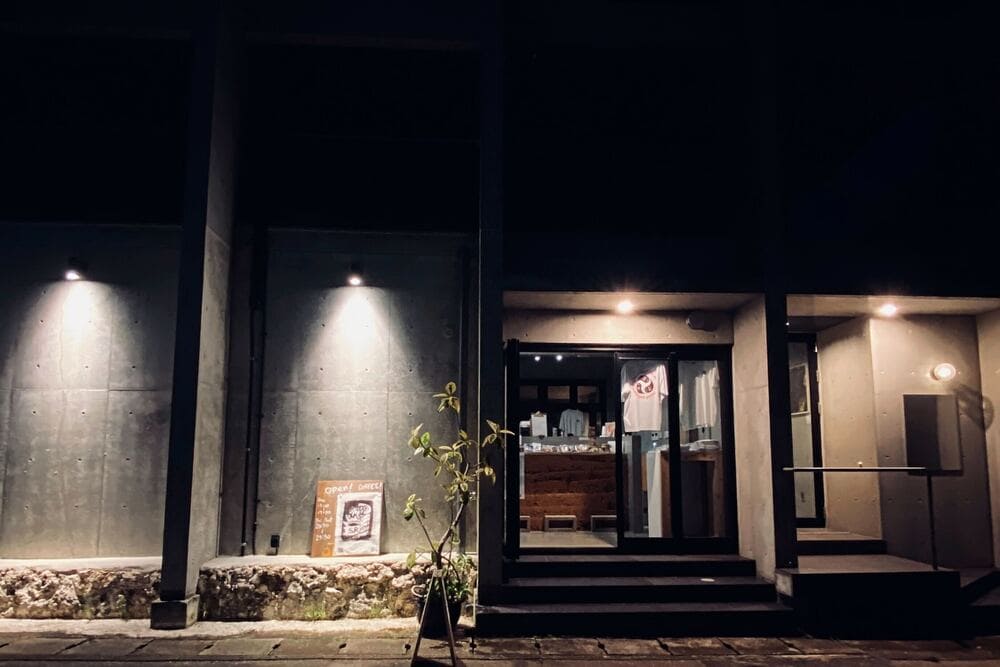 SR COFFEE MIYAKOJIMA（エスアール コーヒー ミヤコジマ）の写真 1